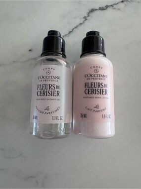L'OCCITANE Cherry Blossom Mini Gel & Lotion Set - Pink & Clear